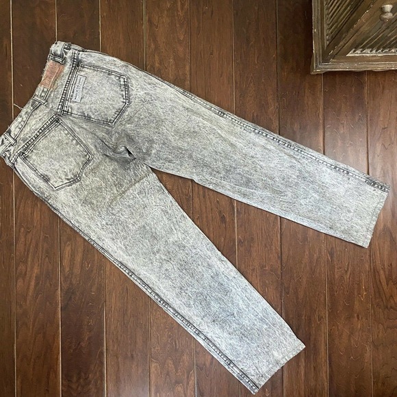 Vintage Dusted Denim Trucker Acid Wash Jeans - Picture 6 of 12